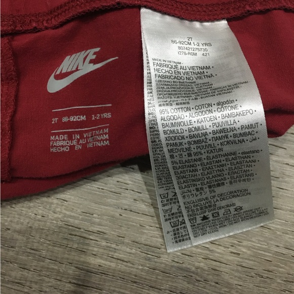 Nike Red Leopard Print Sweatshirt and Leggings Set. Toddler 2T. - Picture 5 of 11